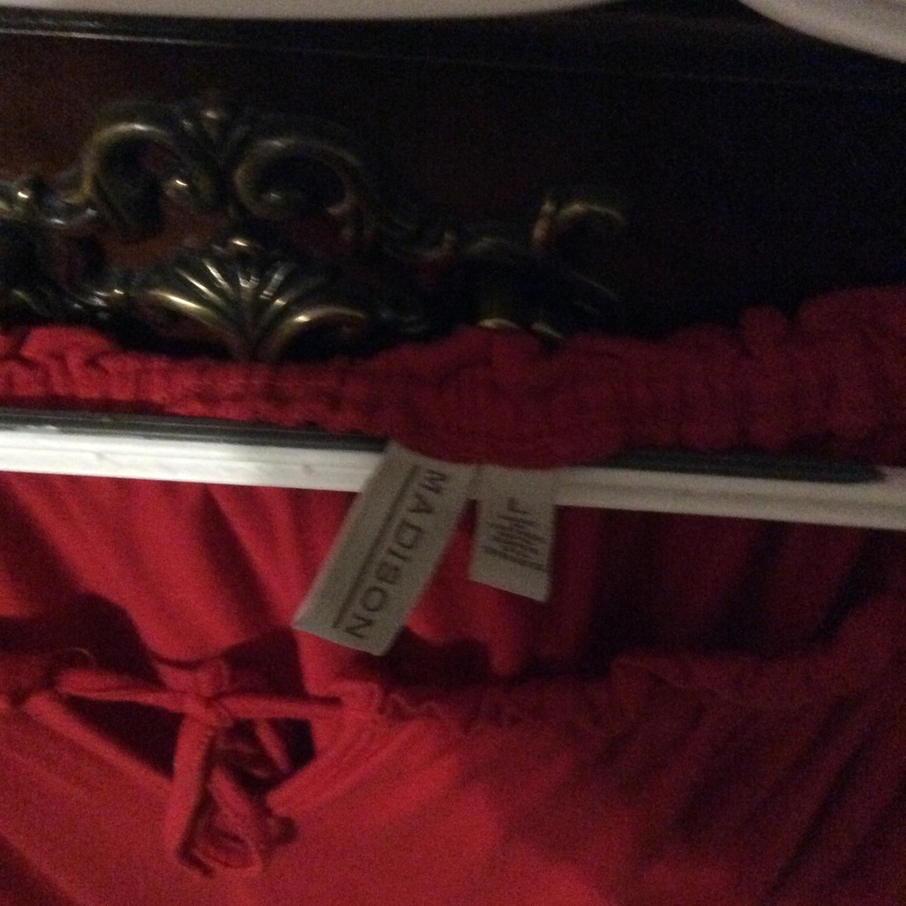 Red blouse - Picture 2 of 2